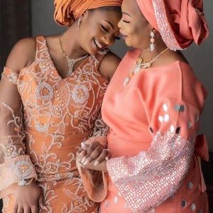 Meet your Posher, Lola